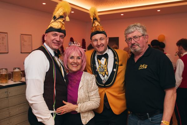 2026-02-14-rkg-kinderfasching-14544F9A005-BA7D-8CB8-4714-313D551005CD.jpg