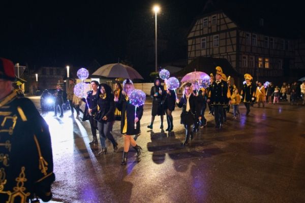 mittel-2025-11-15-rkg-karnevalseroeffnung-lg-04913E00906-6D6D-26BD-56FA-D348C5B20519.jpeg