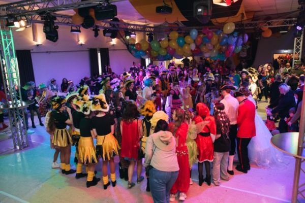 mittel-2026-02-14-rkg-kinderfasching-048d127be05-4c48-f042-902a-fc0ee18fca44531A708D-F6E9-C100-8B3F-F44B0F20C3F4.jpeg