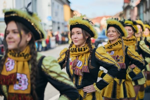 mittel-2026-02-15-rkg-karnevalsumzug-01-051c7525754-7407-e25d-596d-f3f798ac4b959F7DEB2C-9CB5-B151-4267-145977015324.jpeg