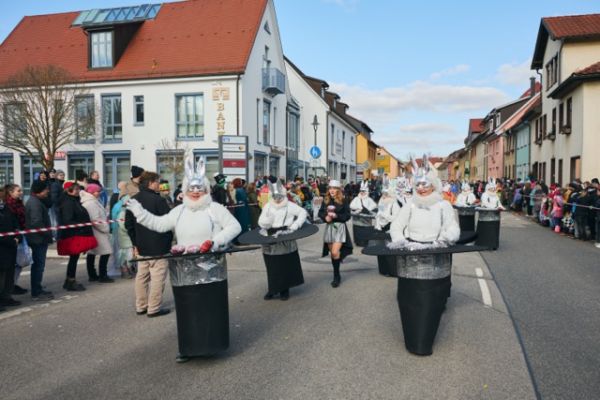 mittel-2026-02-15-rkg-karnevalsumzug-01-137EF296500-D15B-53E6-AAD5-B2ACB03876A1.jpeg