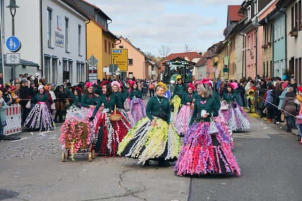 mittel-2026-02-15-rkg-karnevalsumzug-01-169f7675fc3-dd2d-3127-09f8-9667a450bf8fC6FFEC8D-0F72-83DC-1553-94284AE88FCD.jpeg