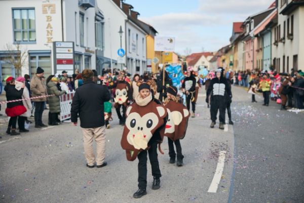 mittel-2026-02-15-rkg-karnevalsumzug-01-24231e1f94c-940e-5636-6c23-9fbf05242a3f39D1F641-54A2-3B66-4106-2CED7CAF39F3.jpeg