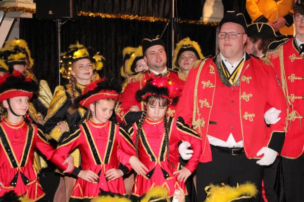 2024-11-16-karnevalseroeffnung-50AC5F557F-7F7C-12F8-2894-1E0704F87B58.jpg